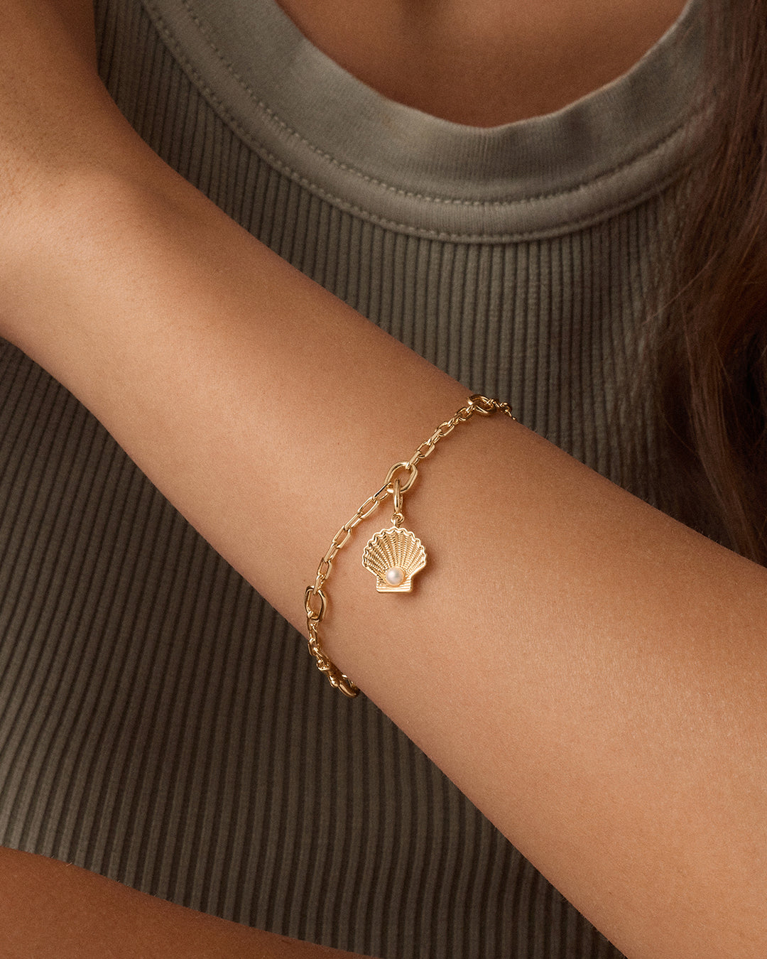 Shell Pearl Parker Charm